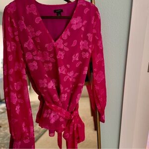 Halogen NWT Fuchsia Floral Wrap Blouse